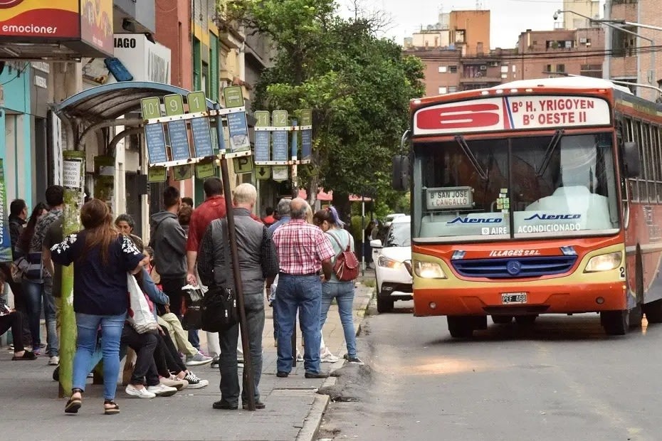 Colectivos: anuncian reintegros del 35% al 90% para pasajeros que paguen con tarjeta o medios digitales