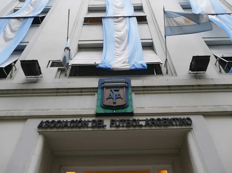 Estalló la guerra AFA-Gobierno por reforma impositiva a clubes