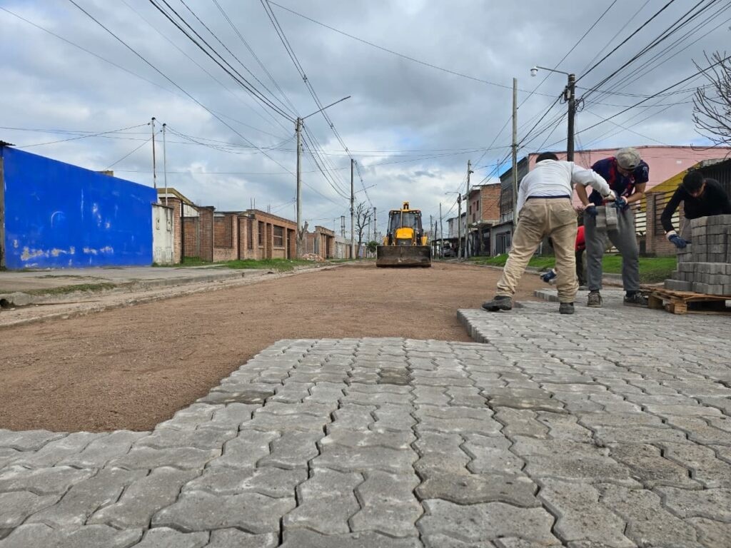 Banda del Río Salí: avanzan obras de urbanización en Barrio Los Fresnos