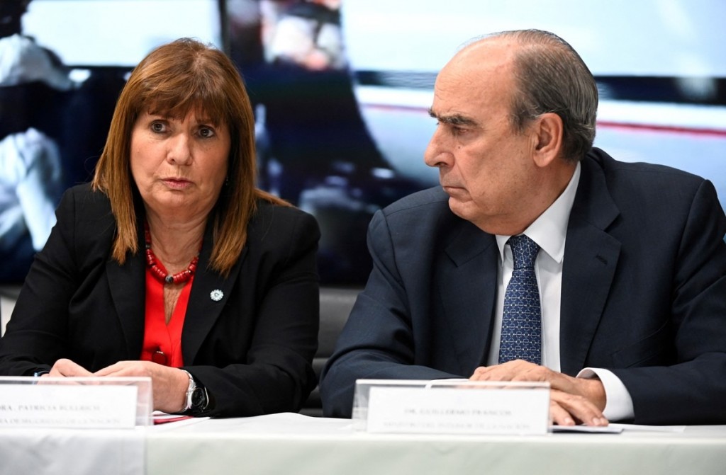 Francos perfila a Bullrich para el Senado y hasta como vice de Milei