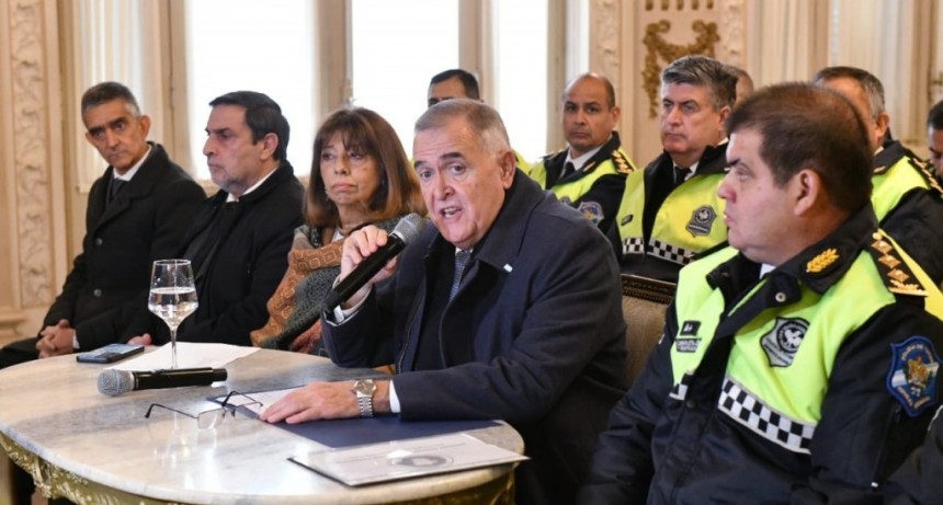Jaldo defiende suspensión de clases por ola polar