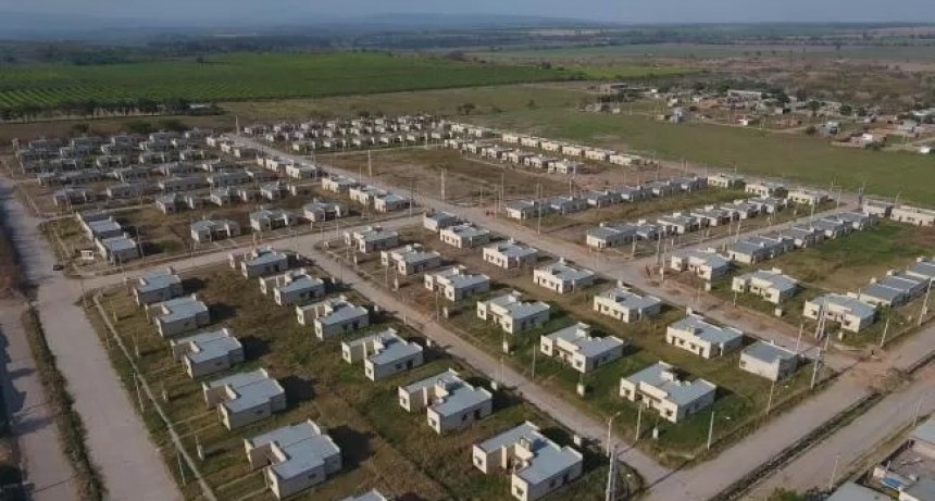 El Gobierno de Tucumán invertirá $80.000 millones para viviendas