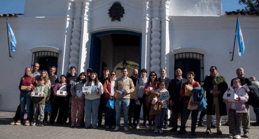 San Miguel de Tucumán recibió con regalos a sus primeros turistas del invierno