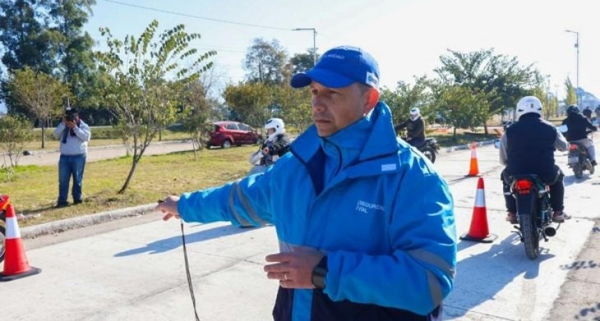 Lules suma capacitación vial con entrega de cascos certificados