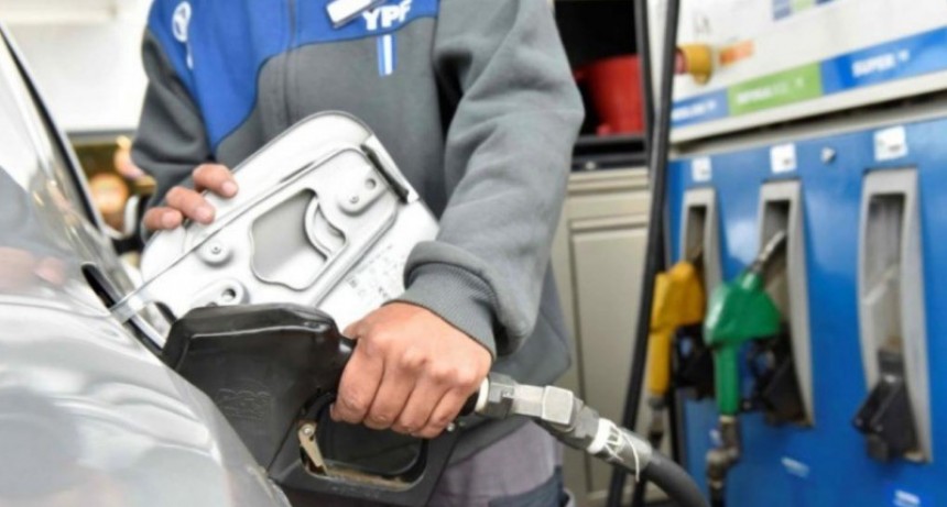 Nuevo aumento en combustibles: cuánto cuesta ahora llenar el tanque