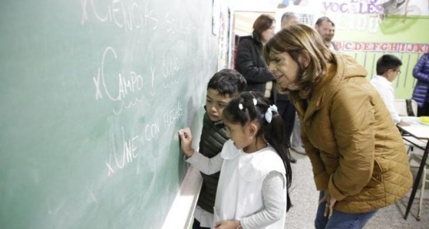 Tucumán refuerza comedores y jornada extendida en el regreso a clases