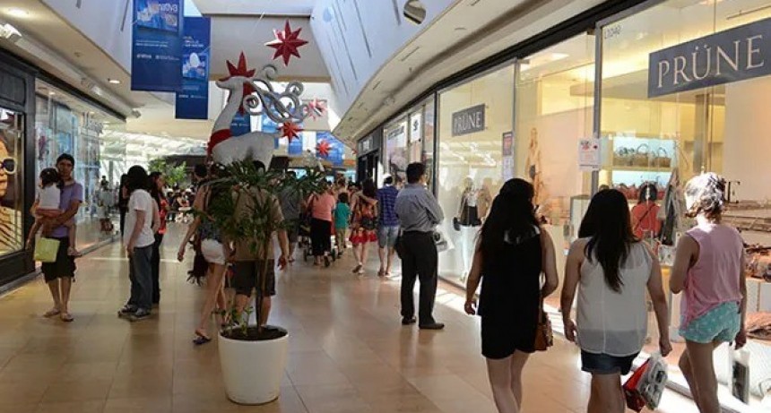 Consumo en mayo: shoppings lideran con alza del 45%