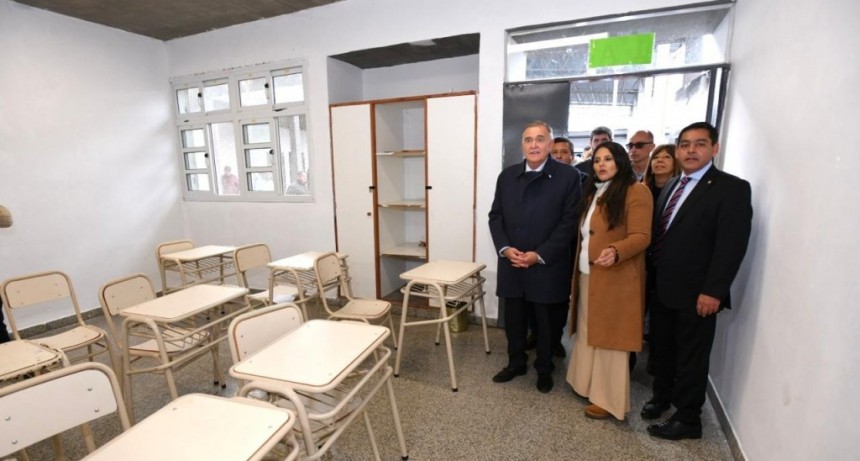 Jaldo inaugura escuela en Los Nogales con inversión 100% provincial