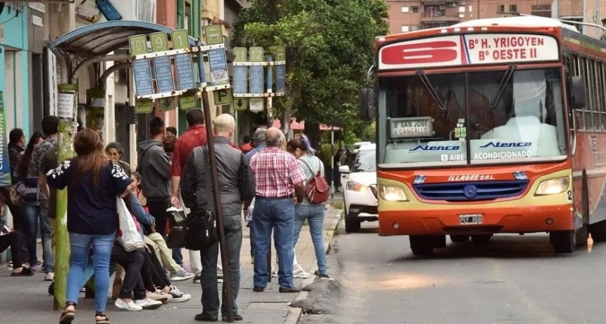 Colectivos: anuncian reintegros del 35% al 90% para pasajeros que paguen con tarjeta o medios digitales