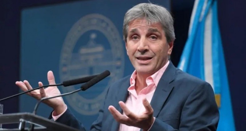 Caputo obliga a organismos a invertir excedentes en deuda pública