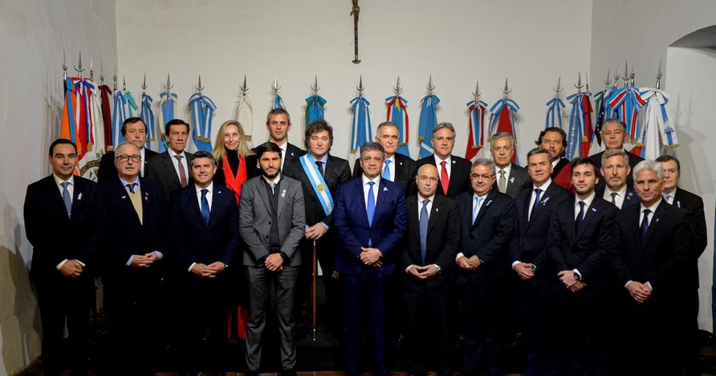 Milei volver&aacute; a Tucum&aacute;n para la vigilia del 9 de Julio y buscar&aacute; reunir a gobernadores como en el Pacto de Mayo