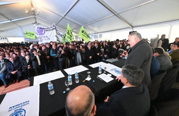 Jaldo dio inicio a una obra hist&oacute;rica que garantizar&aacute; agua potable para m&aacute;s de 245.000 tucumanos