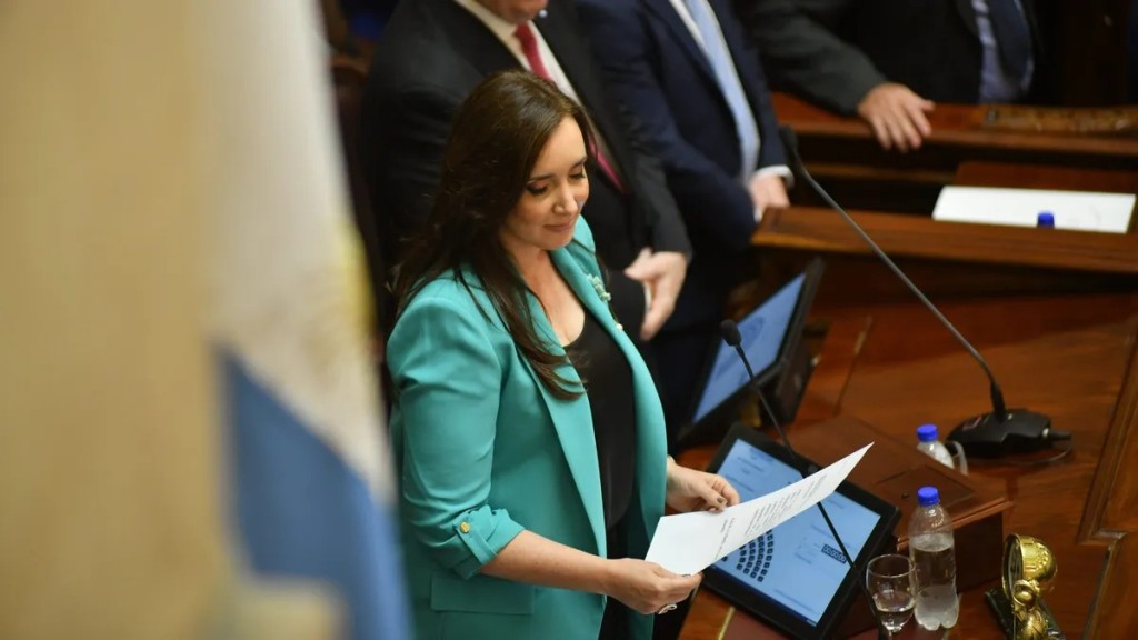 El Gobierno busca que el Senado vote la ley Hojarasca y avance con la reforma electoral: Villarruel convoc&oacute; a Labor Parlamentaria