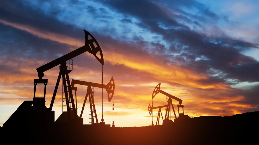 El petr&oacute;leo sube hasta 6% y las bolsas globales caen tras la escalada del conflicto entre EEUU e Ir&aacute;n