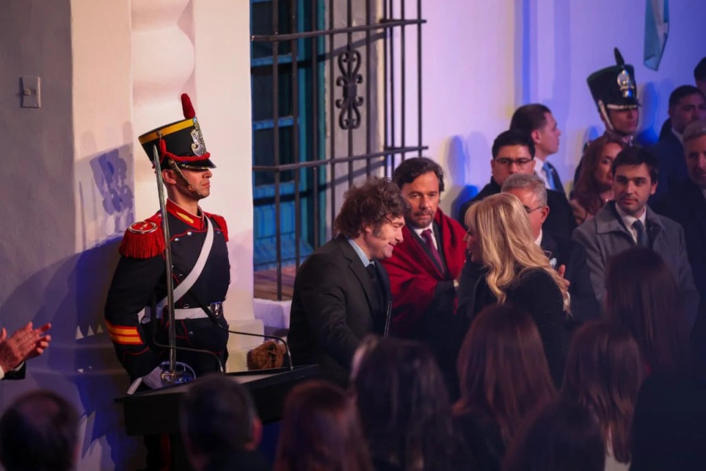 Rossana Chahla llam&oacute; a defender los valores de la Independencia durante la vigilia del 9 de Julio en Tucum&aacute;n