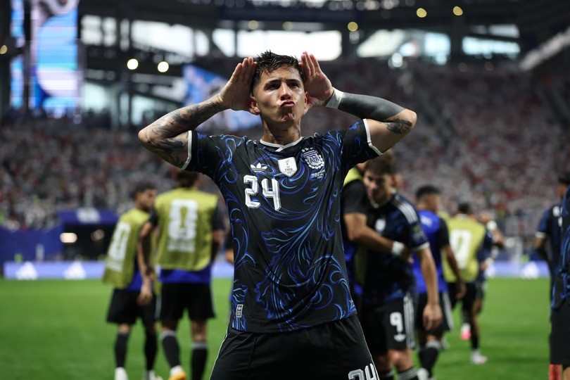 &iexcl;Con el alma y el coraz&oacute;n! Argentina derrot&oacute; a Inglaterra en un final inolvidable y est&aacute; en la gran final