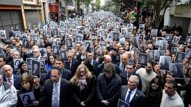 A 32 a&ntilde;os del atentado a la AMIA, Armoza reclam&oacute; avances judiciales y pidi&oacute; reforzar la seguridad en la Triple Frontera