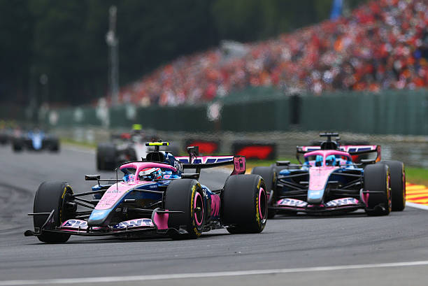 Colapinto brill&oacute; en B&eacute;lgica: super&oacute; a Gasly con un &ldquo;2x1&rdquo; y sum&oacute; puntos en el triunfo de Antonelli