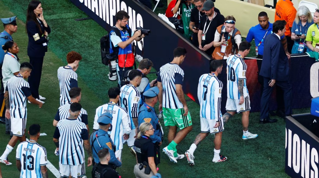 El plantel argentino no volver&aacute; completo al pa&iacute;s tras el Mundial: c&oacute;mo ser&aacute; el regreso de la delegaci&oacute;n