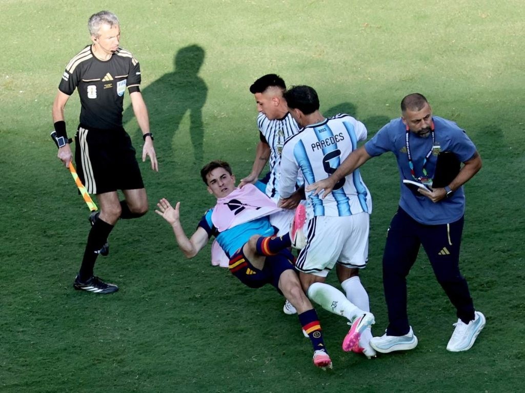FIFA investiga a Paredes, Molina y Ayala por los incidentes en la final del Mundial 2026