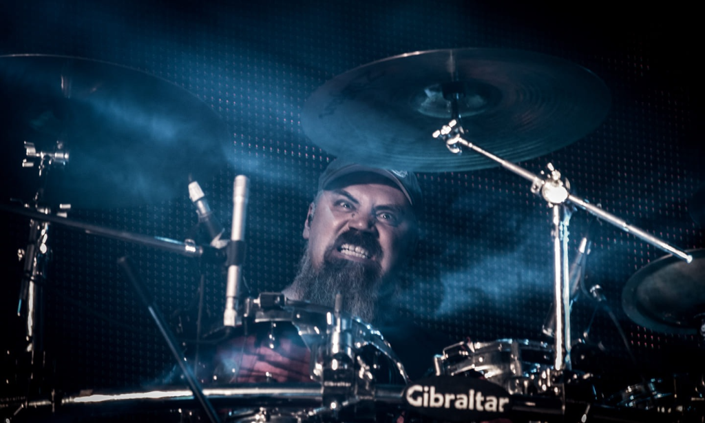 El heavy metal argentino despide a Pato Strunz, exbaterista de Herm&eacute;tica y fundador de Mal&oacute;n