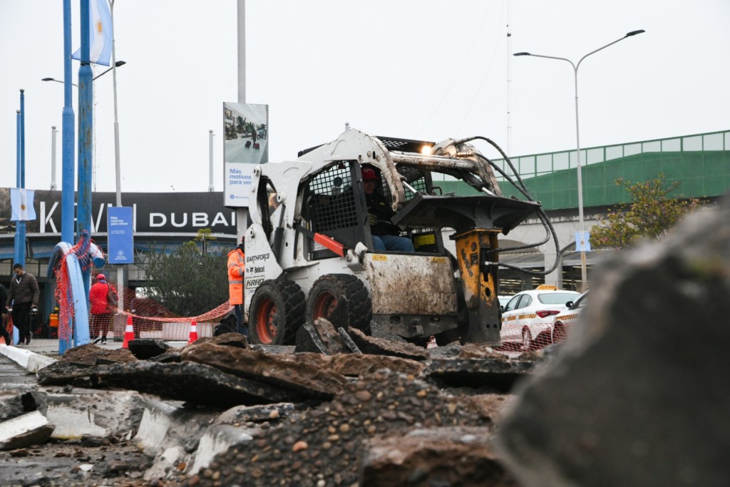 Comenz&oacute; una nueva etapa de la renovaci&oacute;n de la Terminal de Tucum&aacute;n con trabajos en el estacionamiento