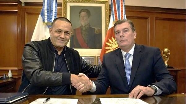 Una investigaci&oacute;n expone presuntos v&iacute;nculos entre Zamora, Toviggino y contrataciones en Santiago del Estero
