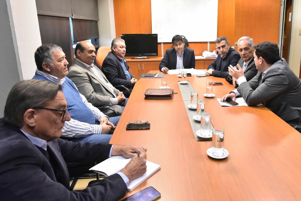 La Comisi&oacute;n de Econom&iacute;a y Producci&oacute;n aval&oacute; iniciativas sobre bioetanol y el Banco de Alimentos de Tucum&aacute;n