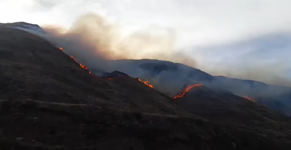 La Rioja combate un incendio forestal que ya destruy&oacute; casi 900 hect&aacute;reas en las sierras de Guanch&iacute;n