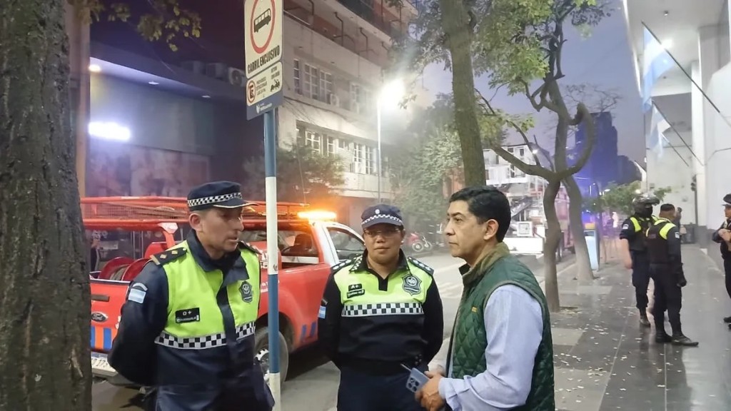 Explosi&oacute;n en Monteagudo 120: Defensa Civil descart&oacute; da&ntilde;os estructurales graves en el edificio