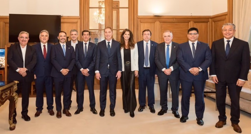Diego Santilli acelera su gesti&oacute;n: busca acuerdos con gobernadores y define el nuevo equipo de la Jefatura de Gabinete