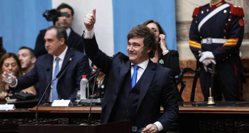Milei anunci&oacute; a legisladores de LLA que modificar&aacute; la Carta Org&aacute;nica del BCRA y fij&oacute; tres prioridades legislativas