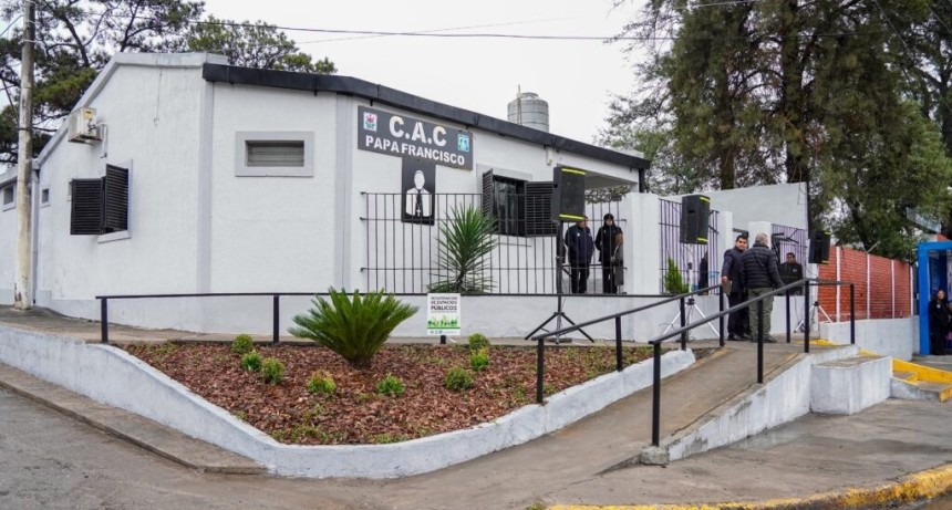 Banda del R&iacute;o Sal&iacute; reinaugur&oacute; el CAC Papa Francisco y present&oacute; una nueva Parada Conectada
