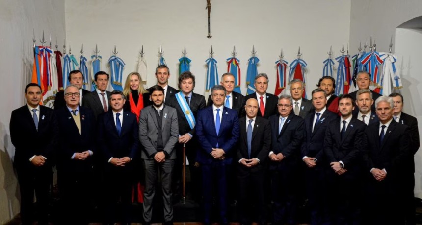 Milei volver&aacute; a Tucum&aacute;n para la vigilia del 9 de Julio y buscar&aacute; reunir a gobernadores como en el Pacto de Mayo