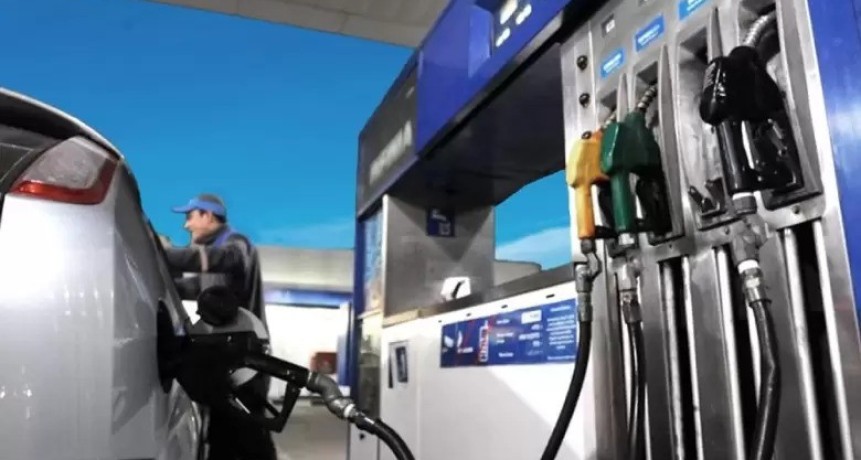 El Gobierno proyecta una baja de la nafta de hasta el 17% antes de la primavera y apuesta a un septiembre con inflaci&oacute;n cercana a cero
