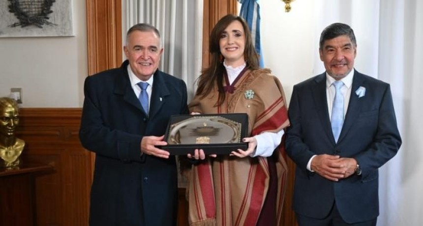 Jaldo recibi&oacute; a la vicepresidenta Victoria Villarruel en Casa de Gobierno por el 9 de Julio