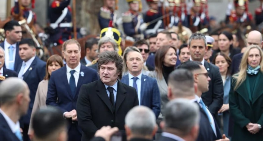 Javier Milei encabez&oacute; el Tedeum por el 9 de Julio junto a su nuevo Gabinete y sin Victoria Villarruel