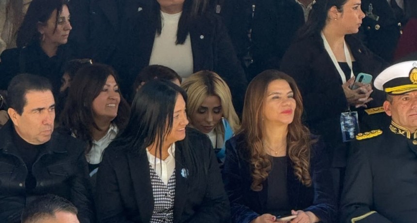 En medio de la investigaci&oacute;n judicial, Raquel Graneros estuvo en el palco oficial del acto por el 9 de Julio
