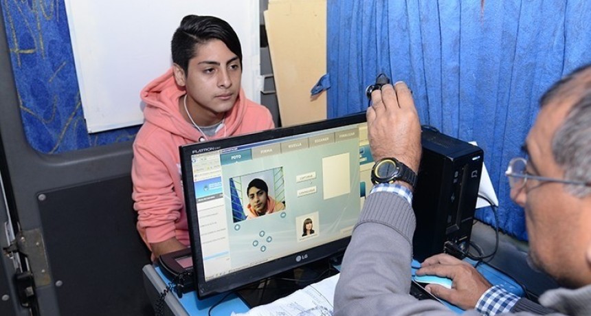 El Registro Civil inici&oacute; un operativo especial para tramitar DNI y pasaportes en el Complejo Belgrano