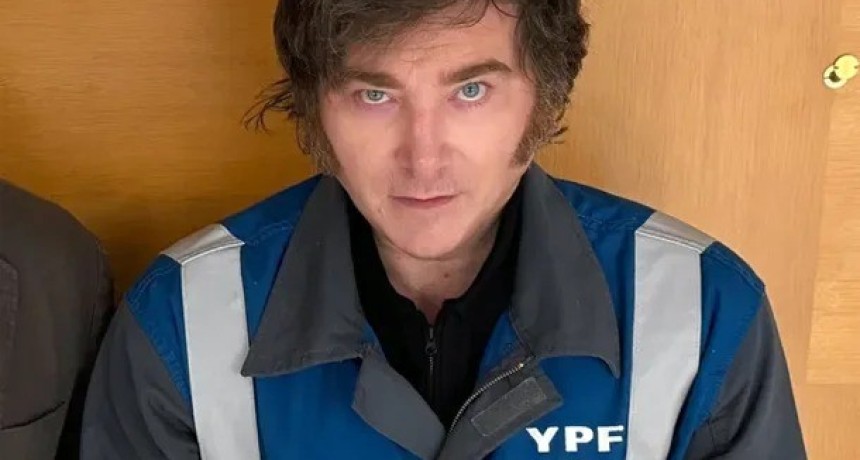 El Presidente ver&aacute; la final del Mundial desde Olivos con su campera de YPF: &ldquo;No me la saqu&eacute; nunca m&aacute;s&rdquo;