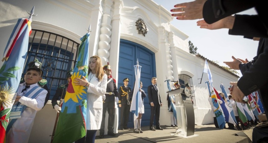 El Senado dio media sanci&oacute;n al proyecto que declara a San Miguel de Tucum&aacute;n Capital Simb&oacute;lica cada 9 de Julio