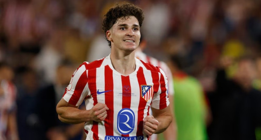 Arsenal prepara una oferta millonaria por Juli&aacute;n &Aacute;lvarez e incluir&iacute;a a Viktor Gy�keres