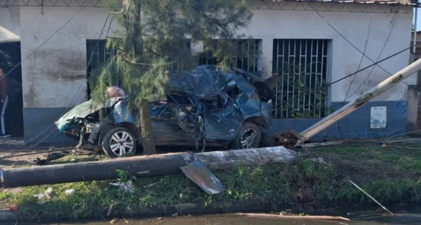 Muri&oacute; una adolescente de 15 a&ntilde;os tras un choque en avenida Independencia: investigan c&oacute;mo ocurri&oacute; el accidente