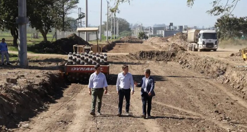 Yerba Buena: avanza la construcción de la calle Roca ubicada en la zona norte
