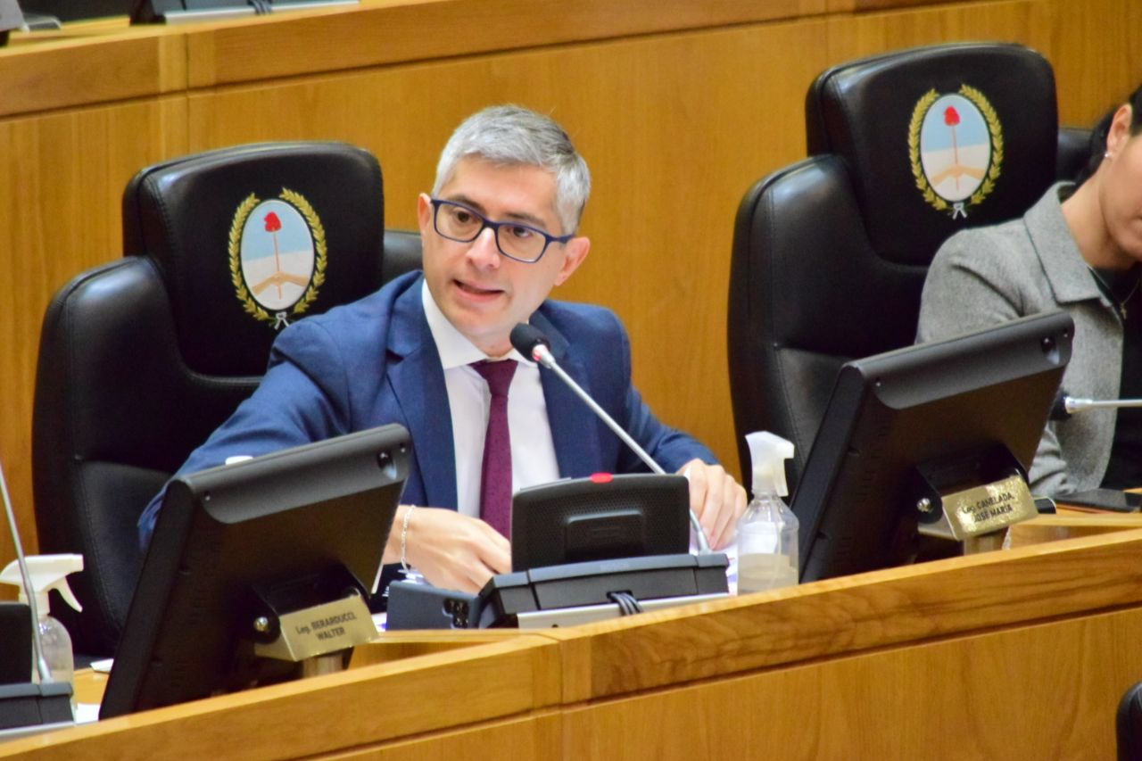 Canelada pide que se avance en la investigación por las amenazas de bomba a colegios y escuelas