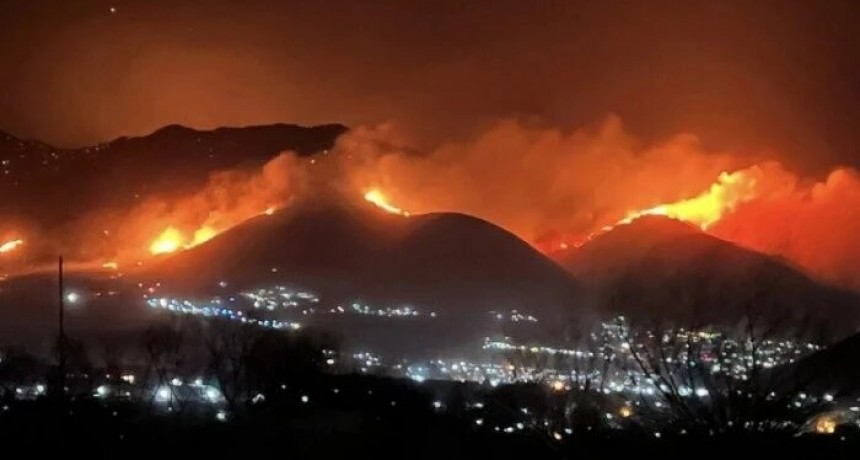 Cientos de hectáreas fueron consumidas por el fuego en Tafí del Valle