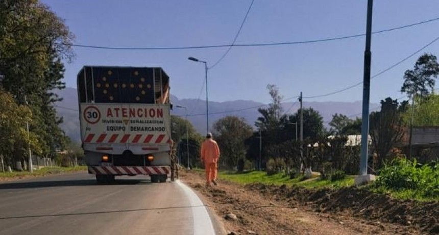 Realizan mejoras en la Ruta Provincial N° 334, tramo La Cocha - Los Pizarro