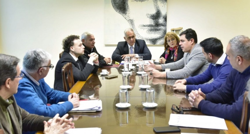 Legislatura: la Comisión de Energía y Comunicaciones dio dictamen a dos proyectos de ley