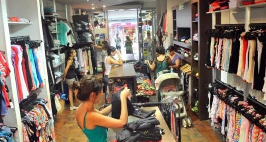 Los comercios deberá ofrecer cambios de productos en los mismos días y horarios de atención al público