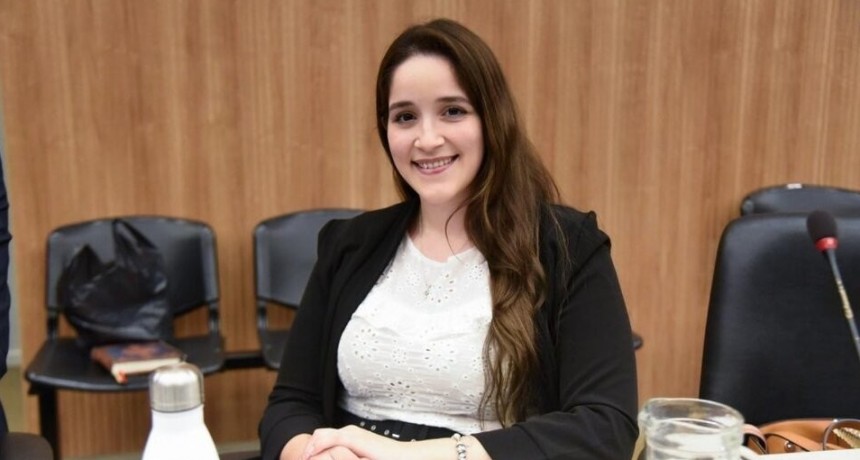La diputada Bonacci se confundió y votó a favor de su propia expulsión por la visita a represores